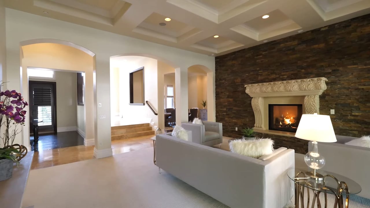 32 Skybird Court, Las Vegas, NV 89135
