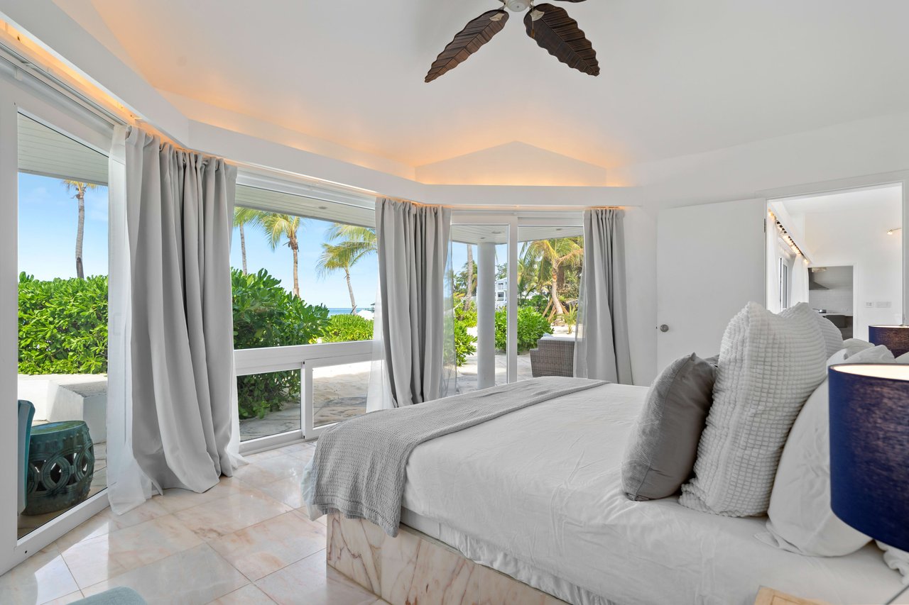 Beachfront Bliss Near Old Fort Bay