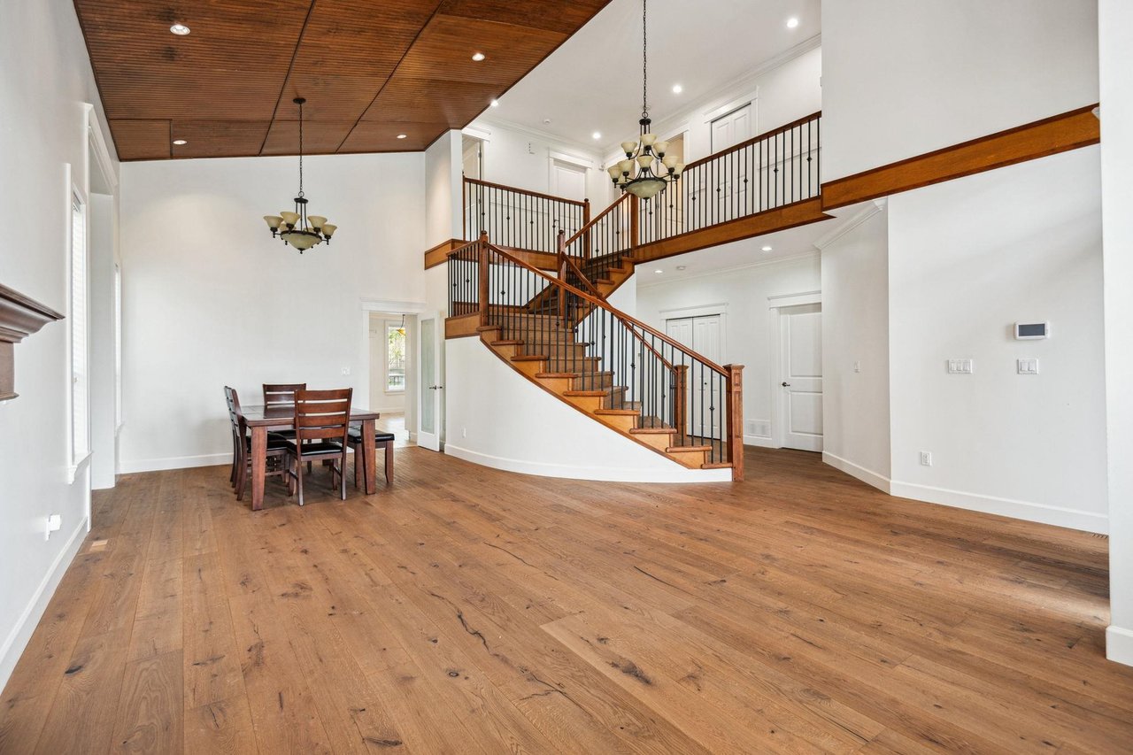 20307 98a Ave