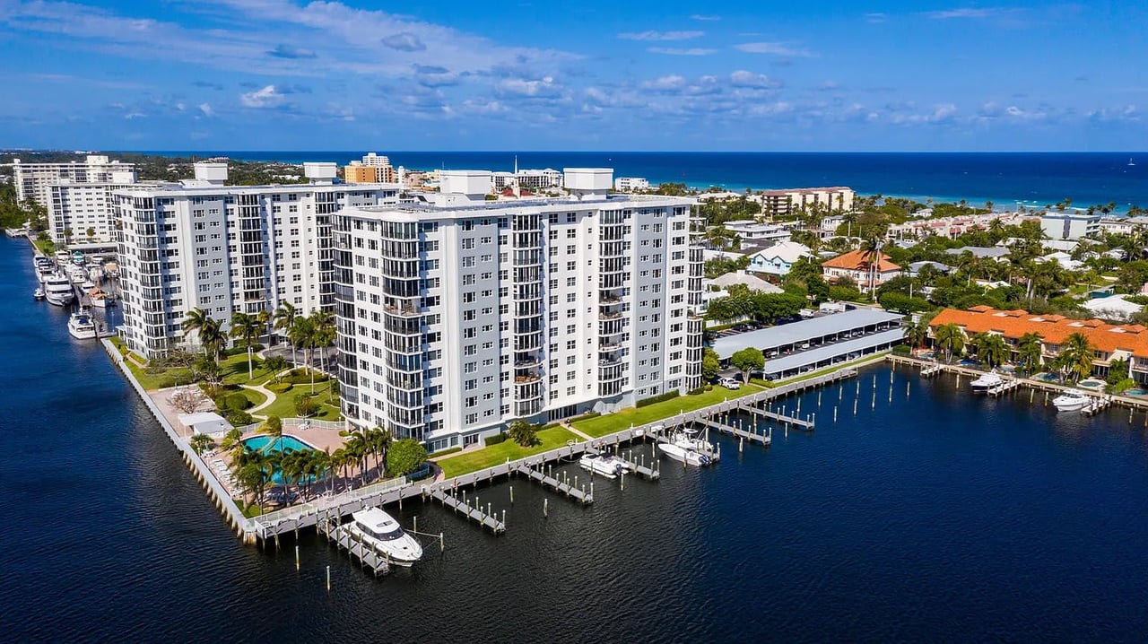 220 Macfarlane Dr Unit: 303