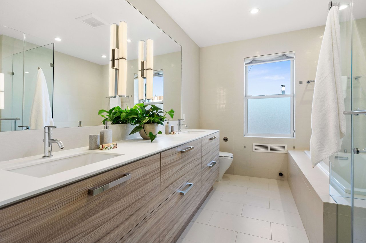 Grand Pacific Heights Apartment