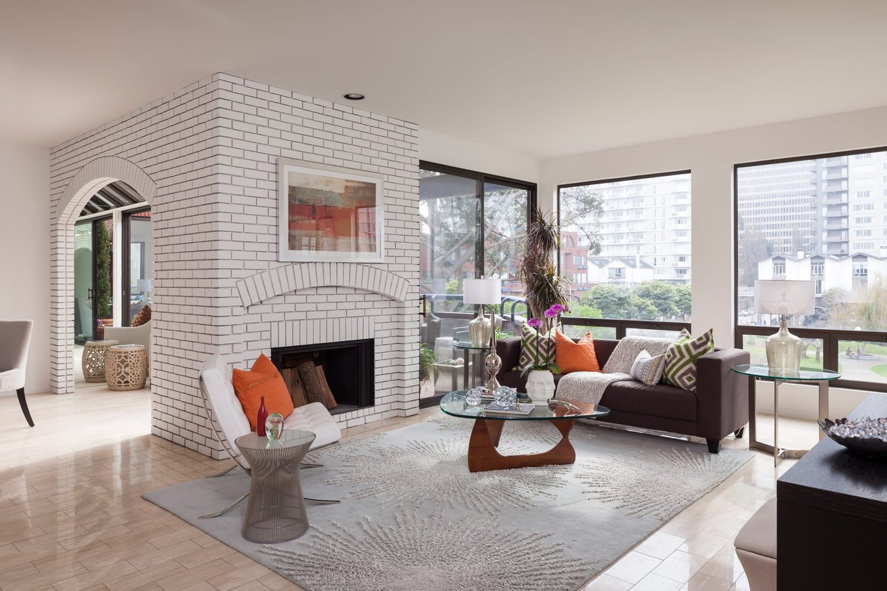 Park View Condo at Golden Gateway