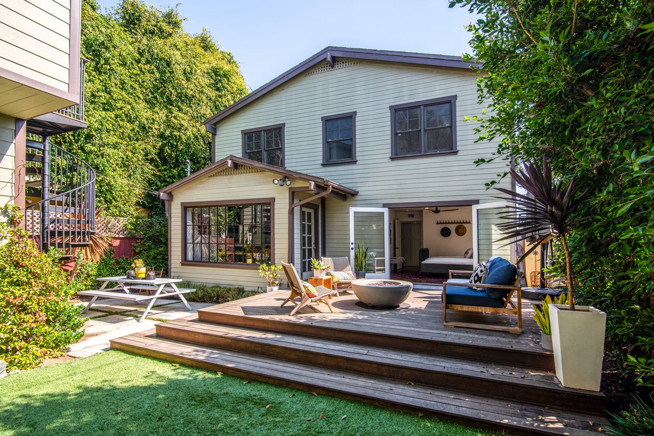 819 Cedar St