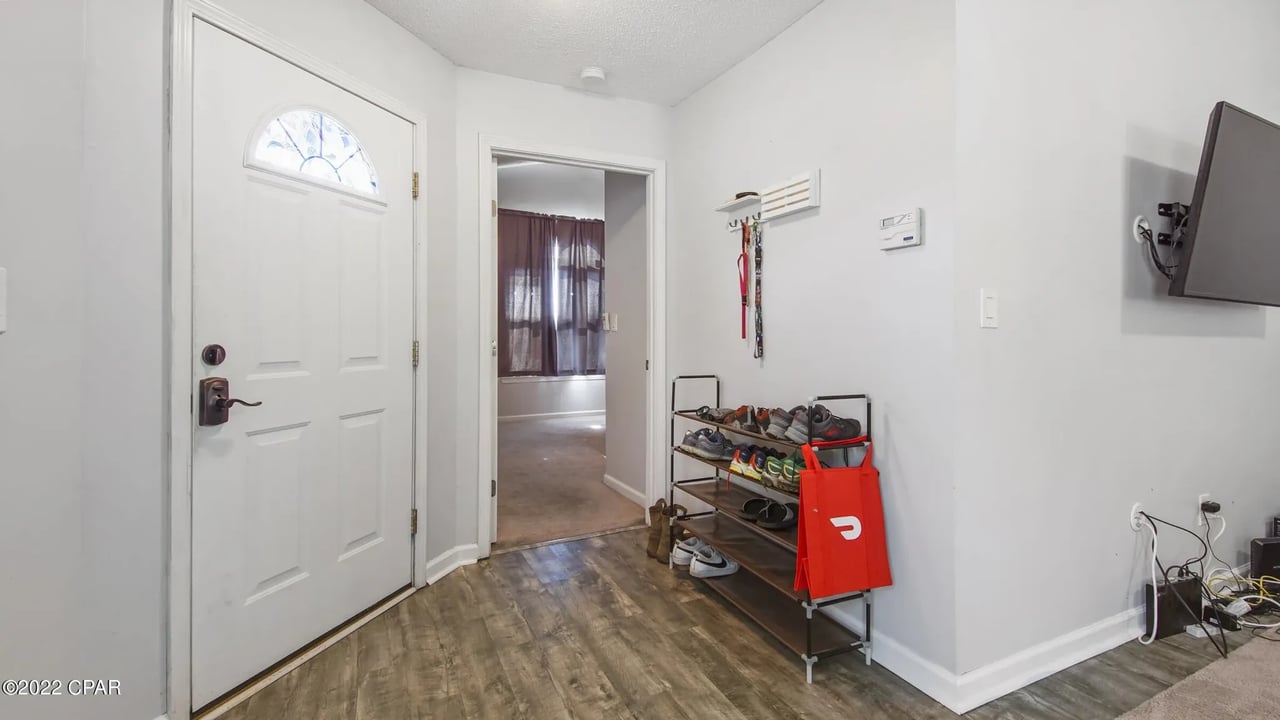 6605 LAKE JOANNA Circle