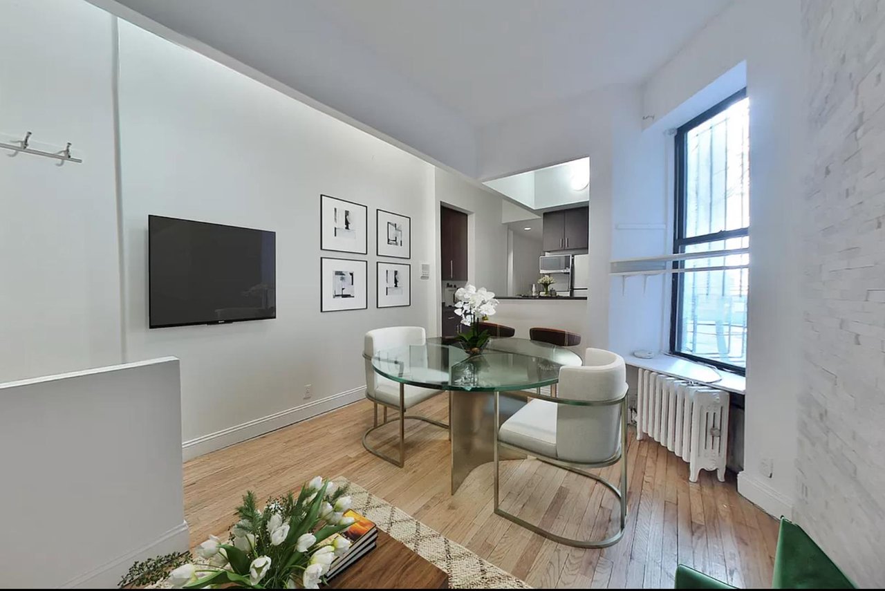 15 West 64th Street, Apt 1-D