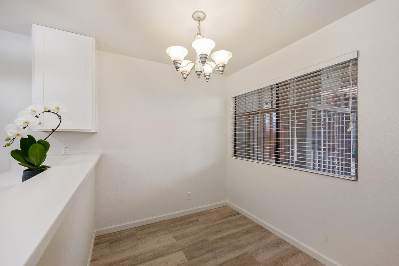 515 Ramona Ct APT 11