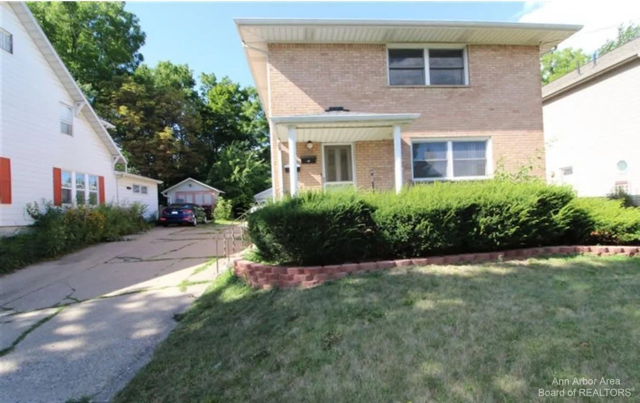 1714 Jackson Ave, Ann Arbor, MI 48103