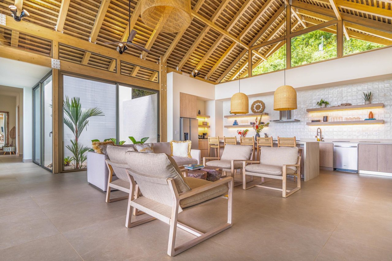 Private Sunset View Compound, Dominical, Puntarenas