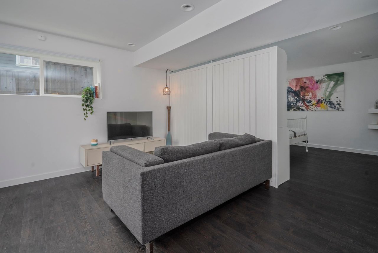 2959 Surf Cres