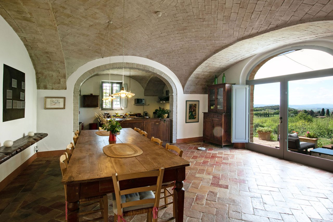 TENUTA RUSTICHELLO “Superb property for sale in the municipality of Montalcino” 