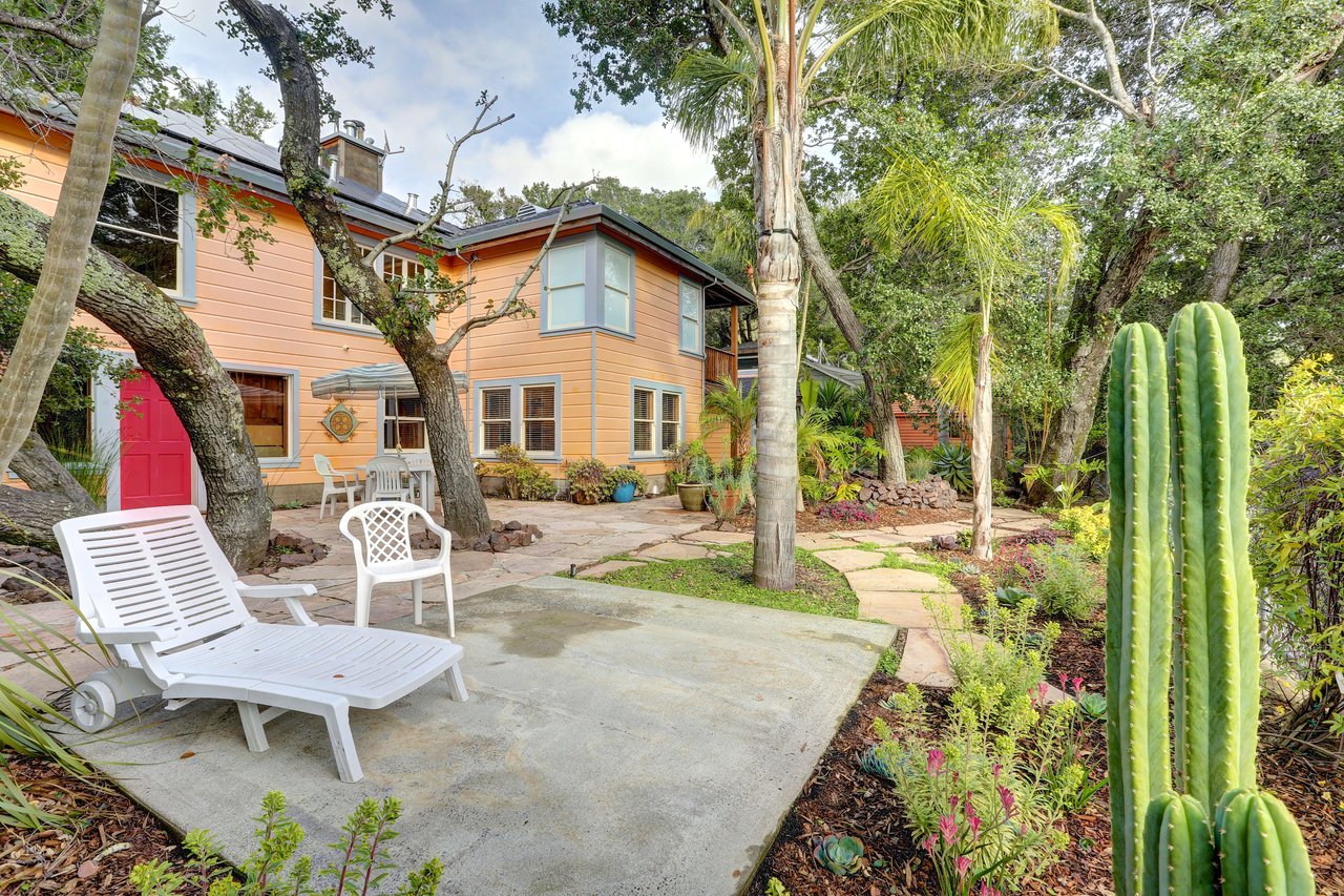 84 Hillside Dr