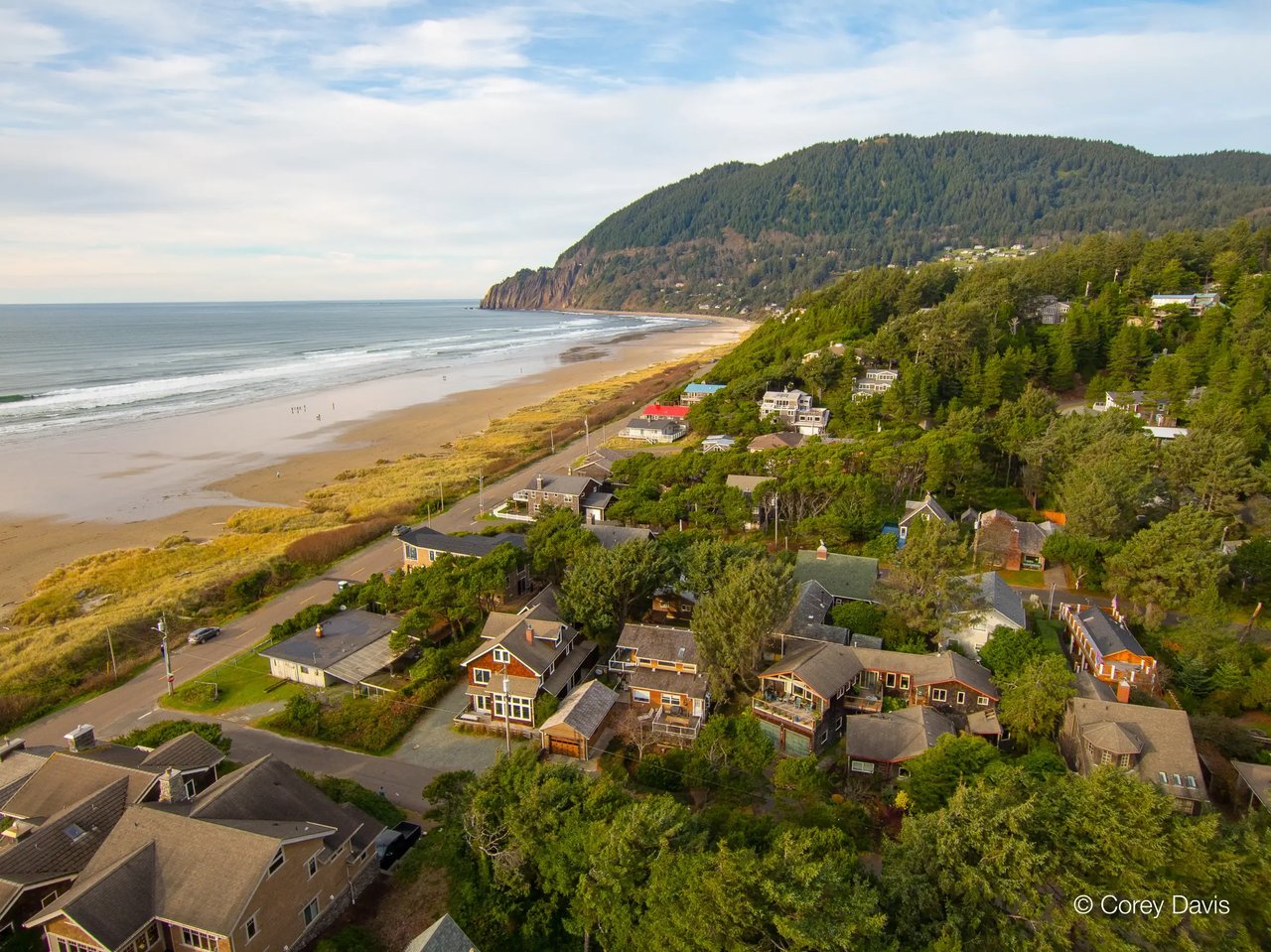 Aerial view of homes on the Manzanita Oregon beach front