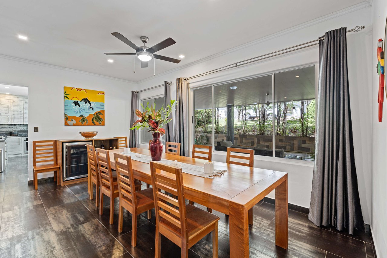 Casa de Palmas | Beautiful gated community just 5 min. to the beach!
