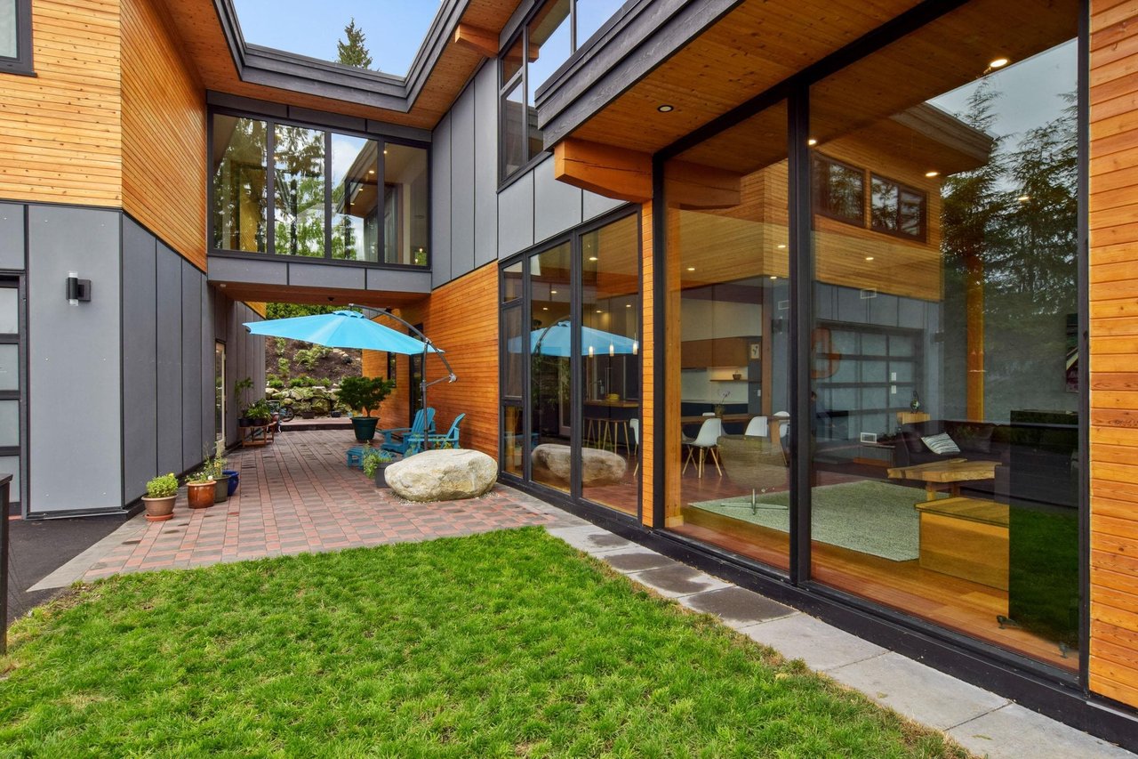 25 Sweetwater Pl