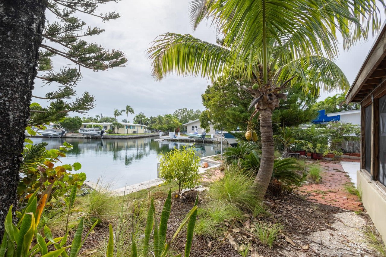 16 Bougainvillea Avenue