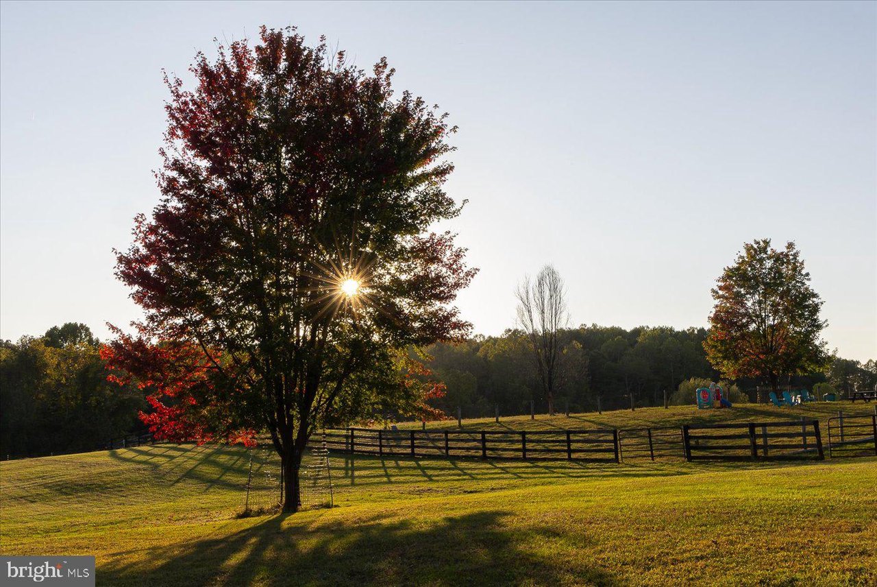 10623 Gravel Rd