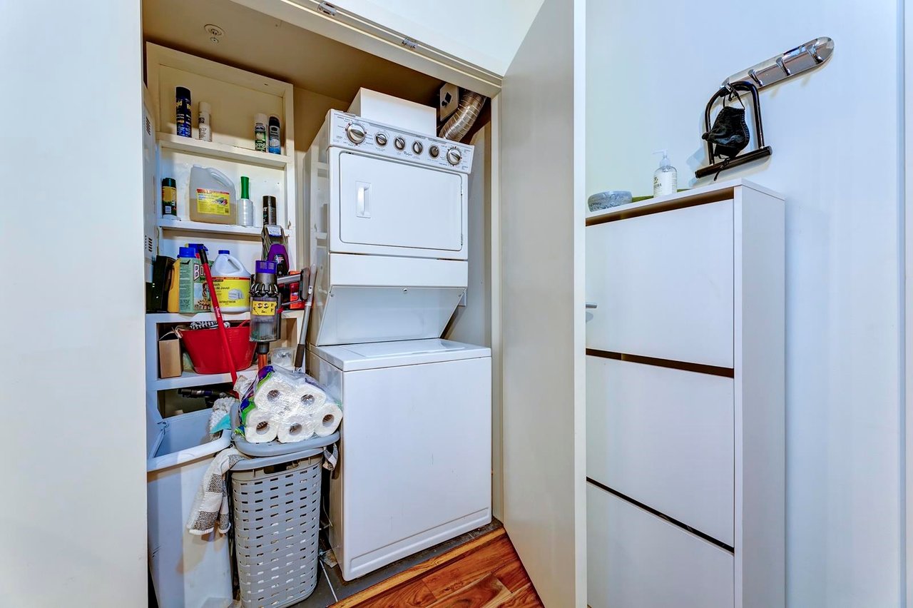 264 E 6th Avenue, Vancouver