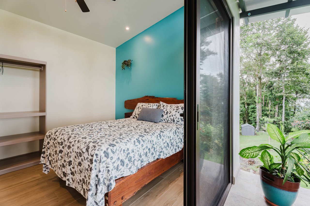 Casa Turi-Uha Panoramic White Water Ocean View Estate
