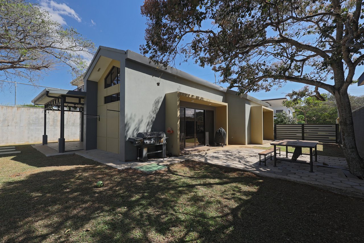 Industrial Loft Style Home, Guacima, Alajuela