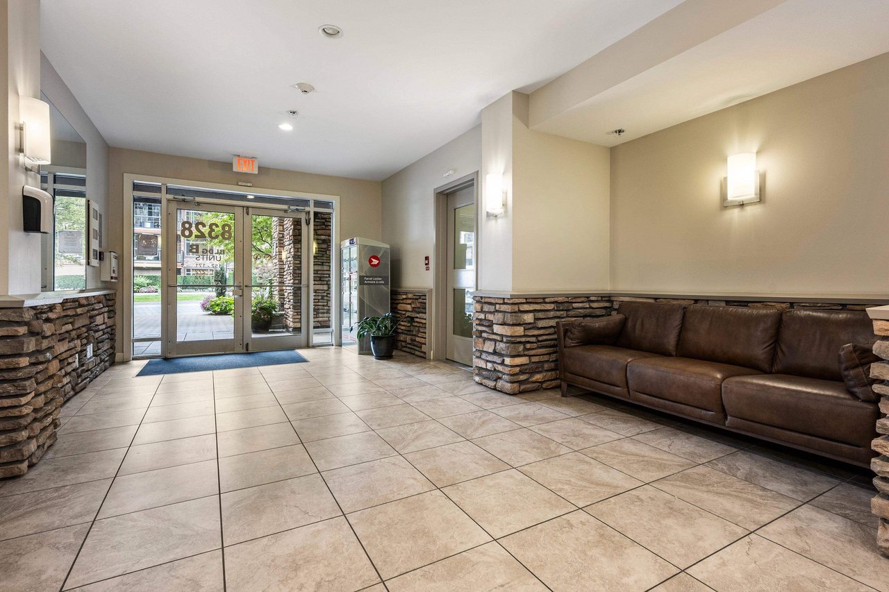 154-8328 207a St