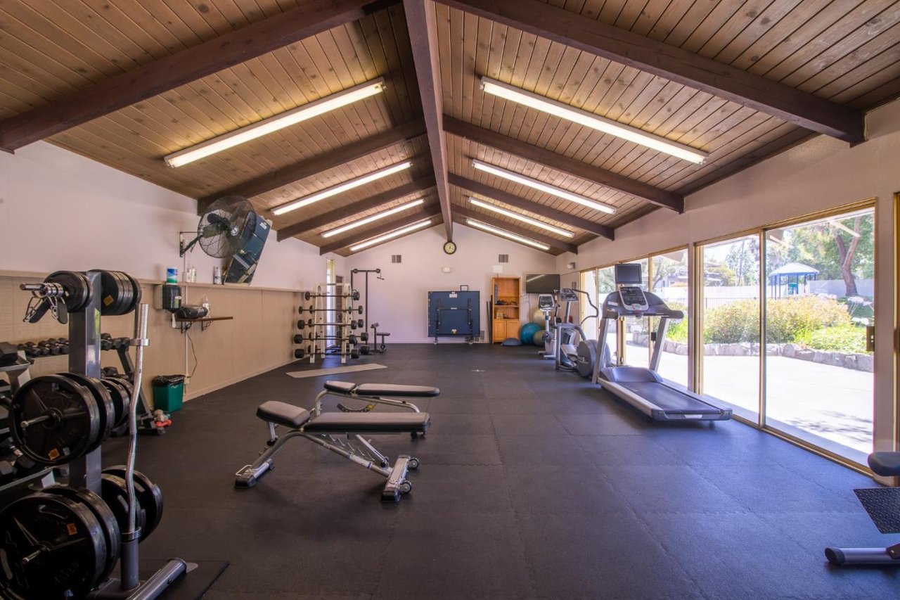 707 Fathom Dr, Unit 203