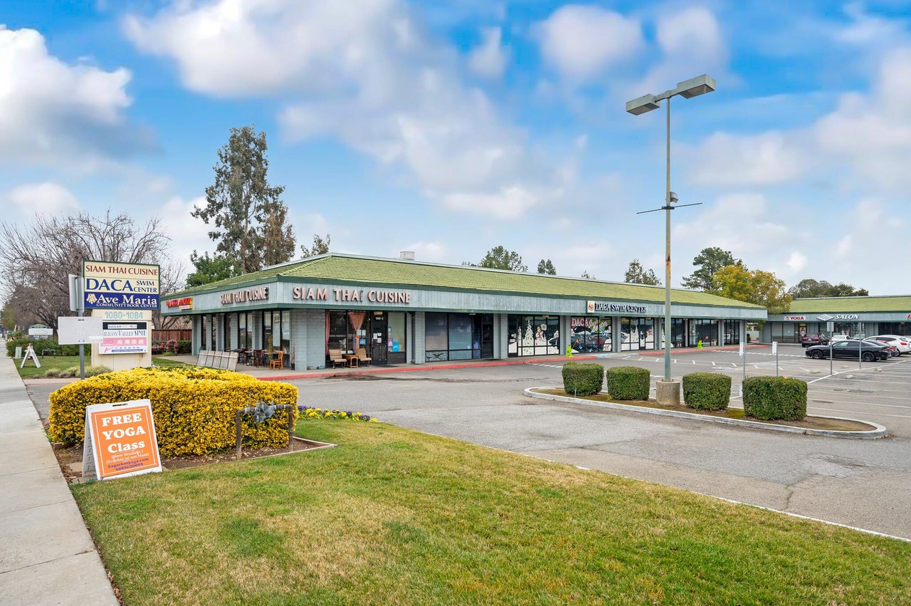 NNN Leased Shopping Center