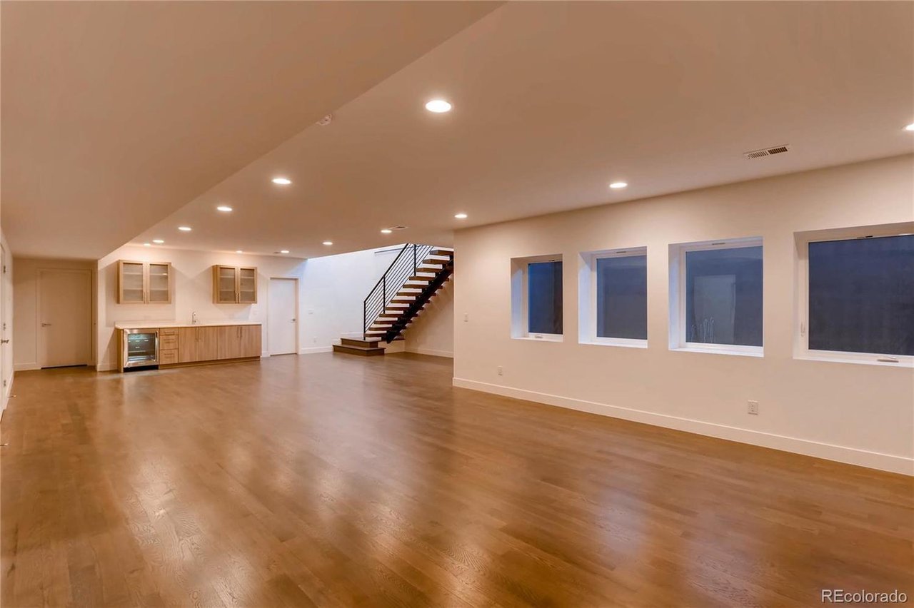 10  Wilder Ln