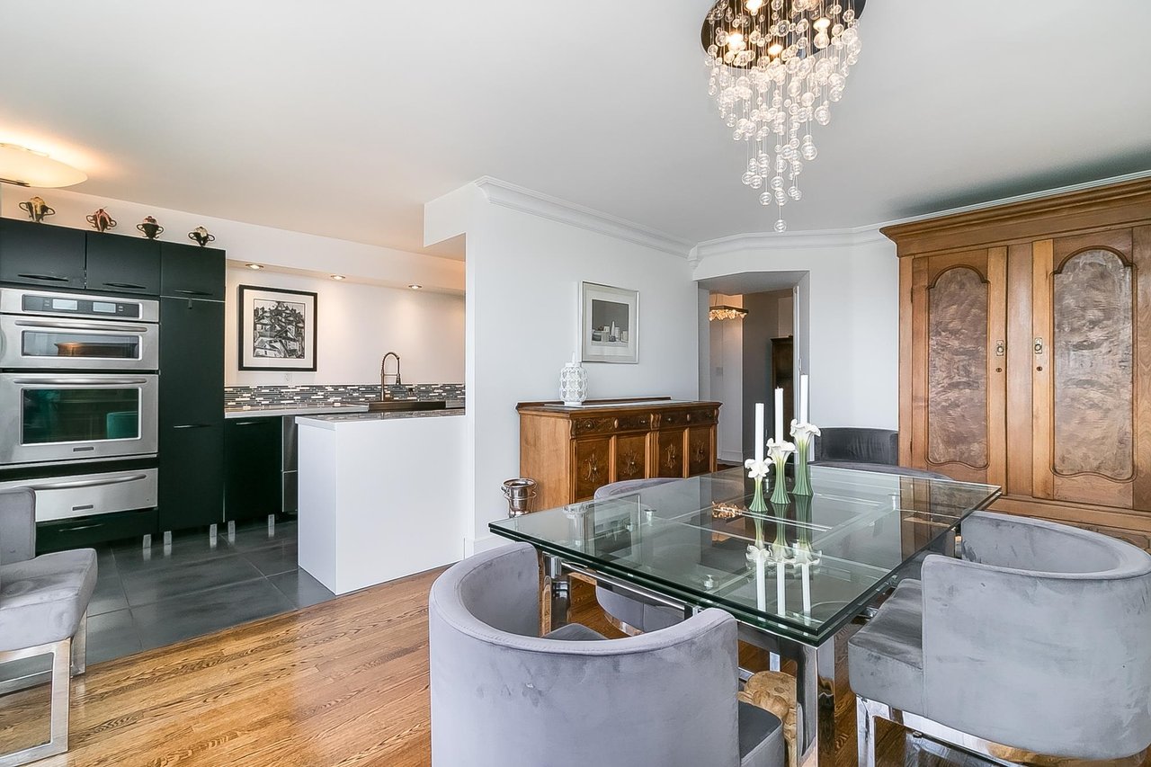 1702-320 Royal Avenue, New Westminster