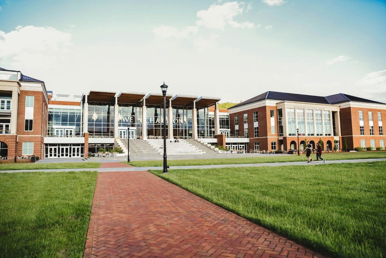 Exploring Bergen County's School Districts: A Guide to Finding the Right Education for Your Family