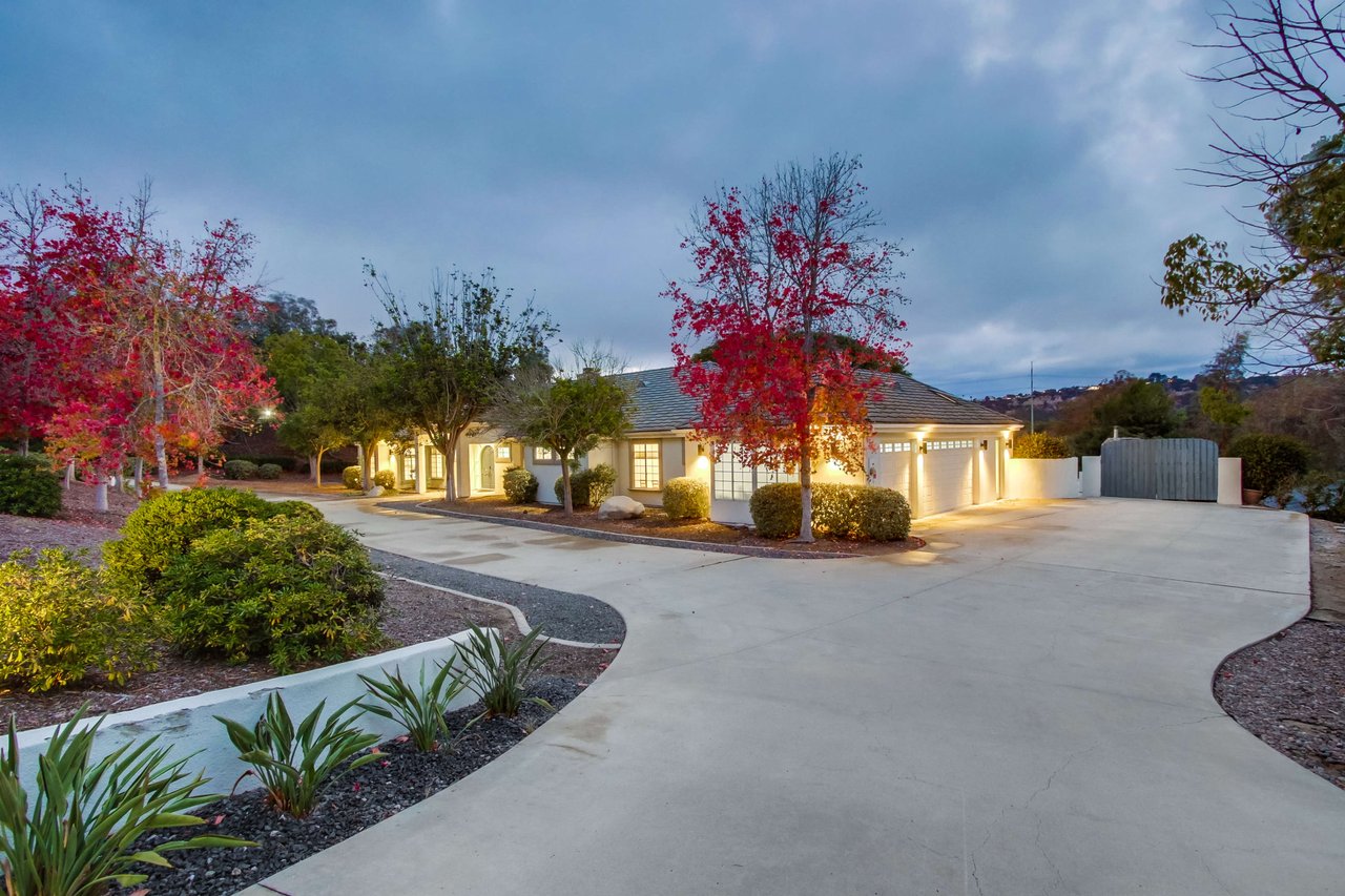 4124 Stonebridge Ln