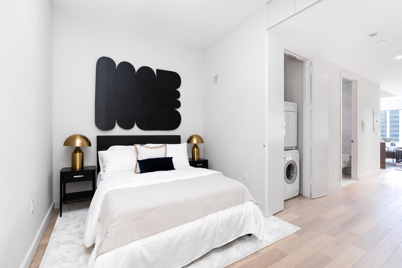 75 Wall Street, Apt 31-E