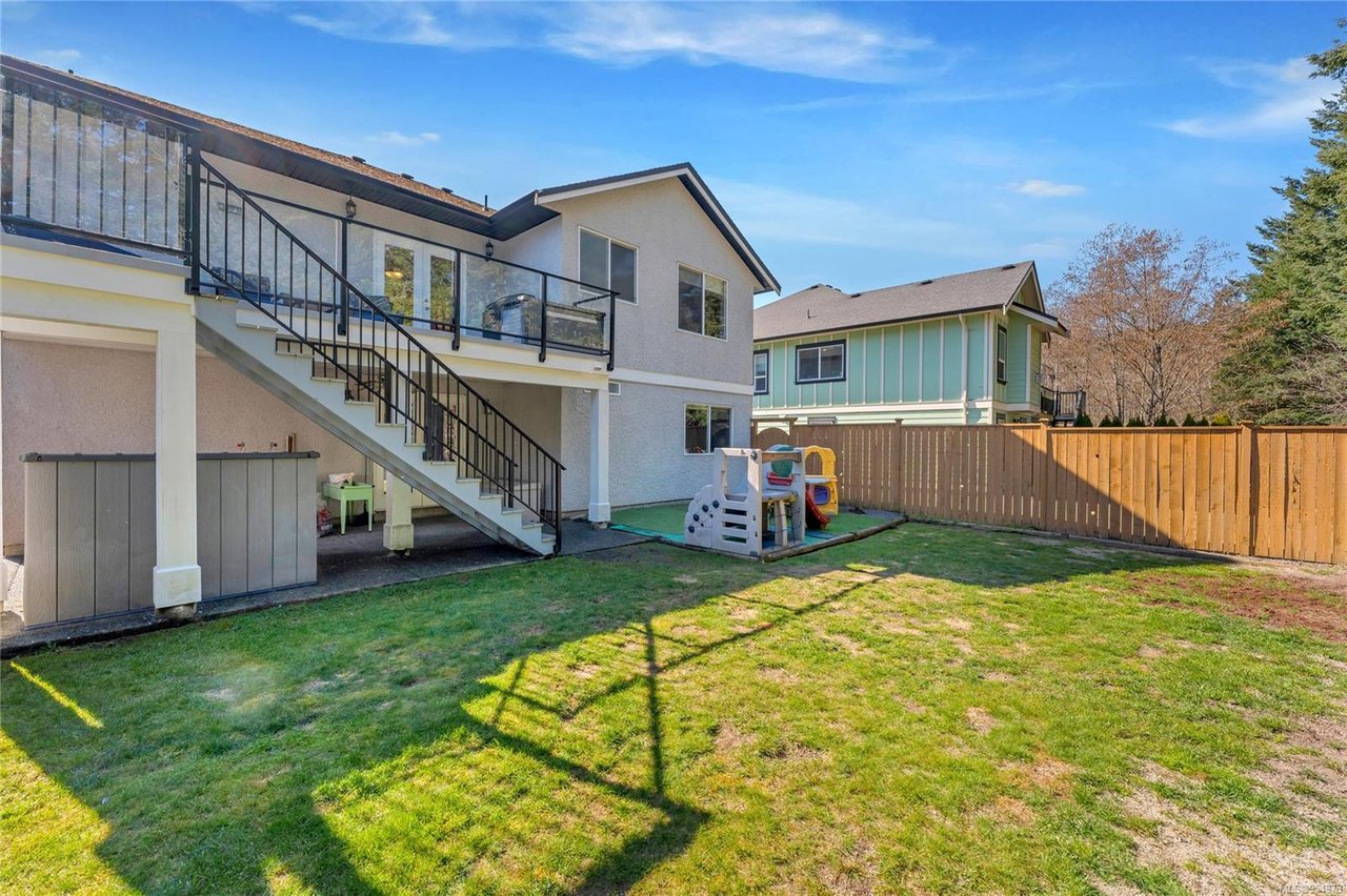 980 Wild Ridge Wy