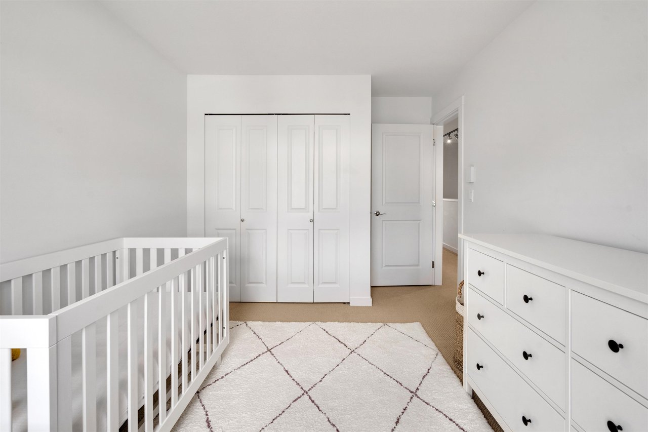 11-3445 Wilkie Ave