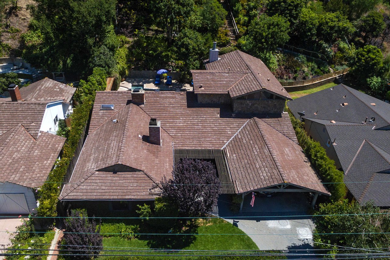 Considerable Country Retreat in the Canyon