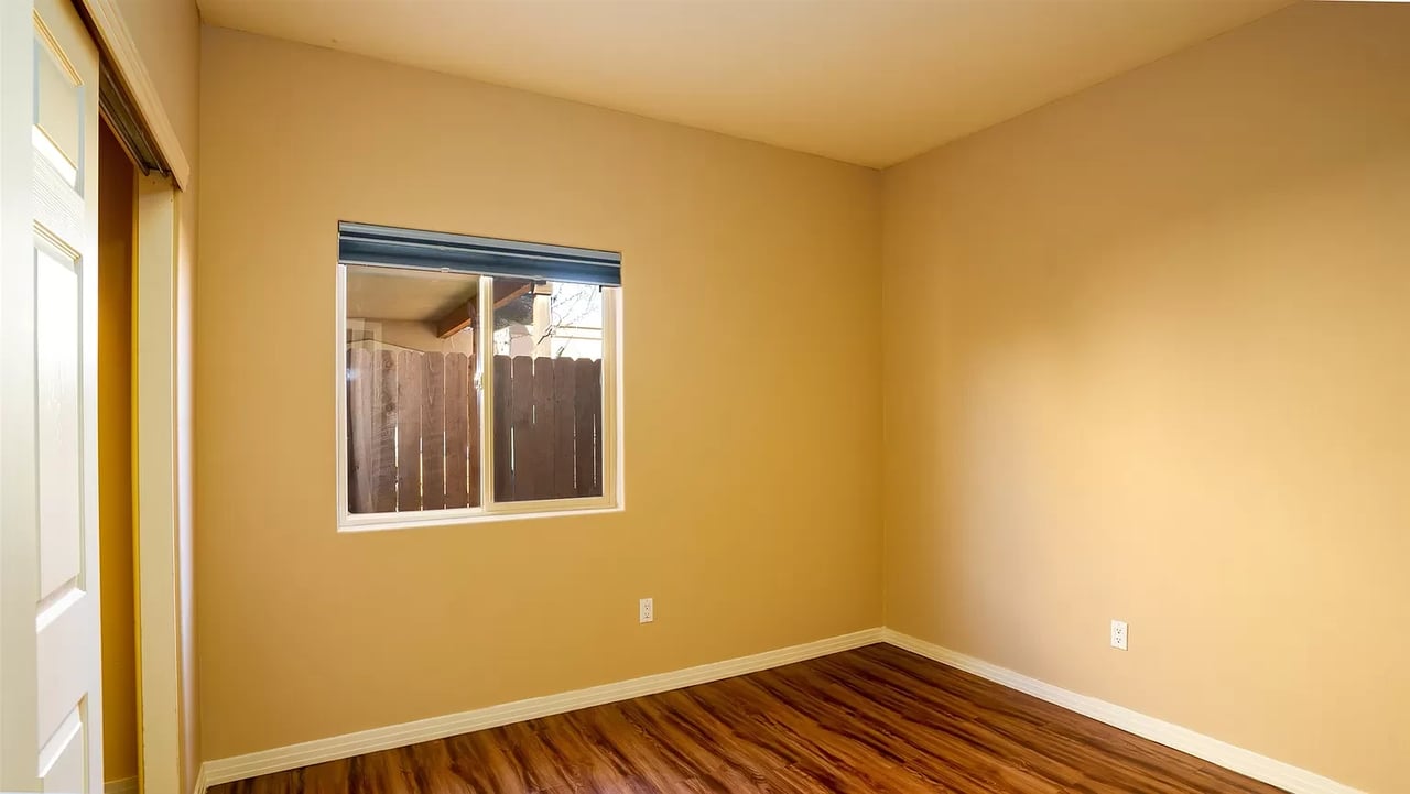 6494 Camino Rojo