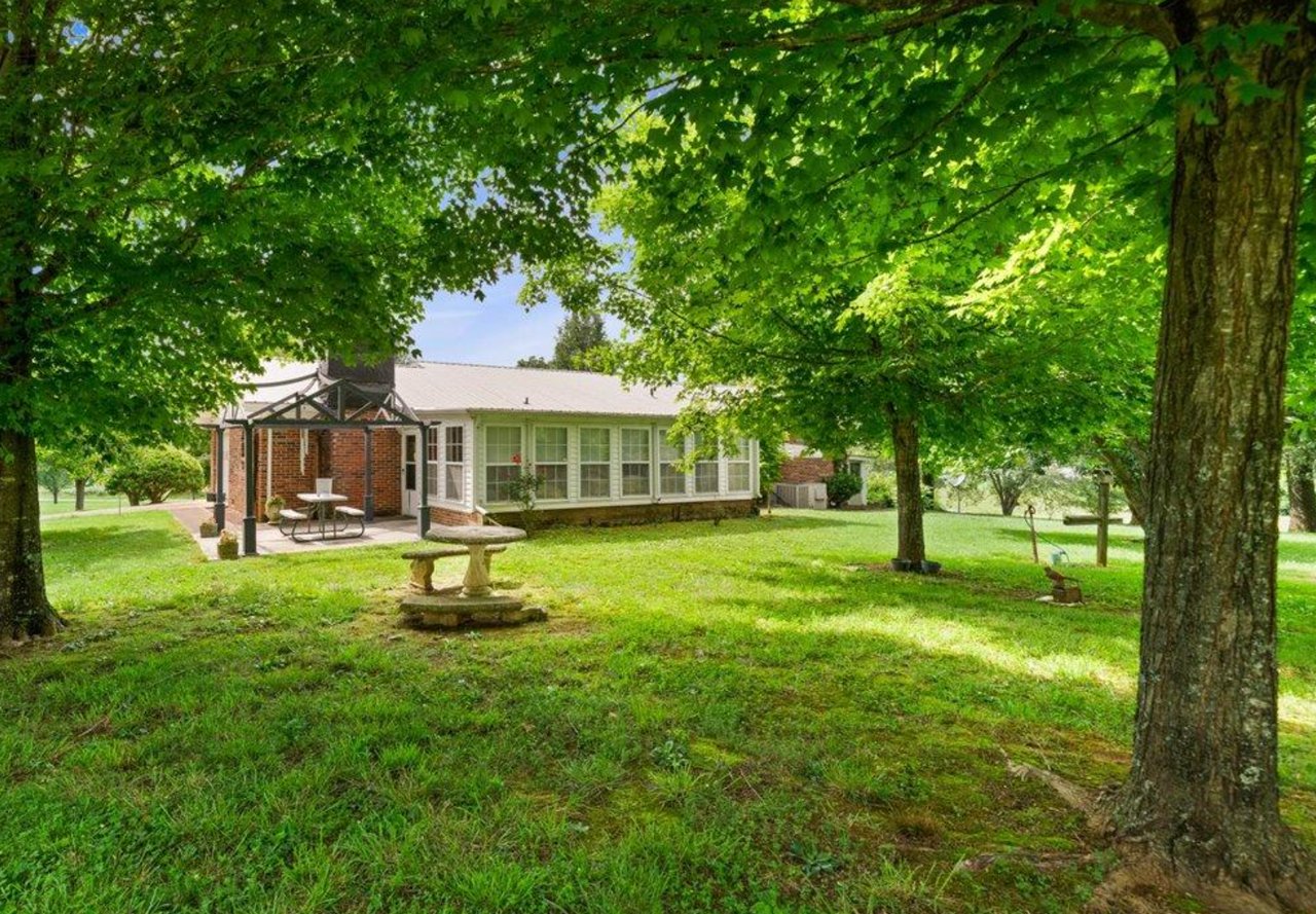 285 Pressley Rd