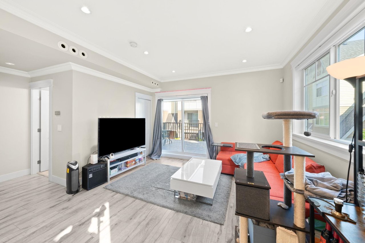 12-9728 Alberta Rd