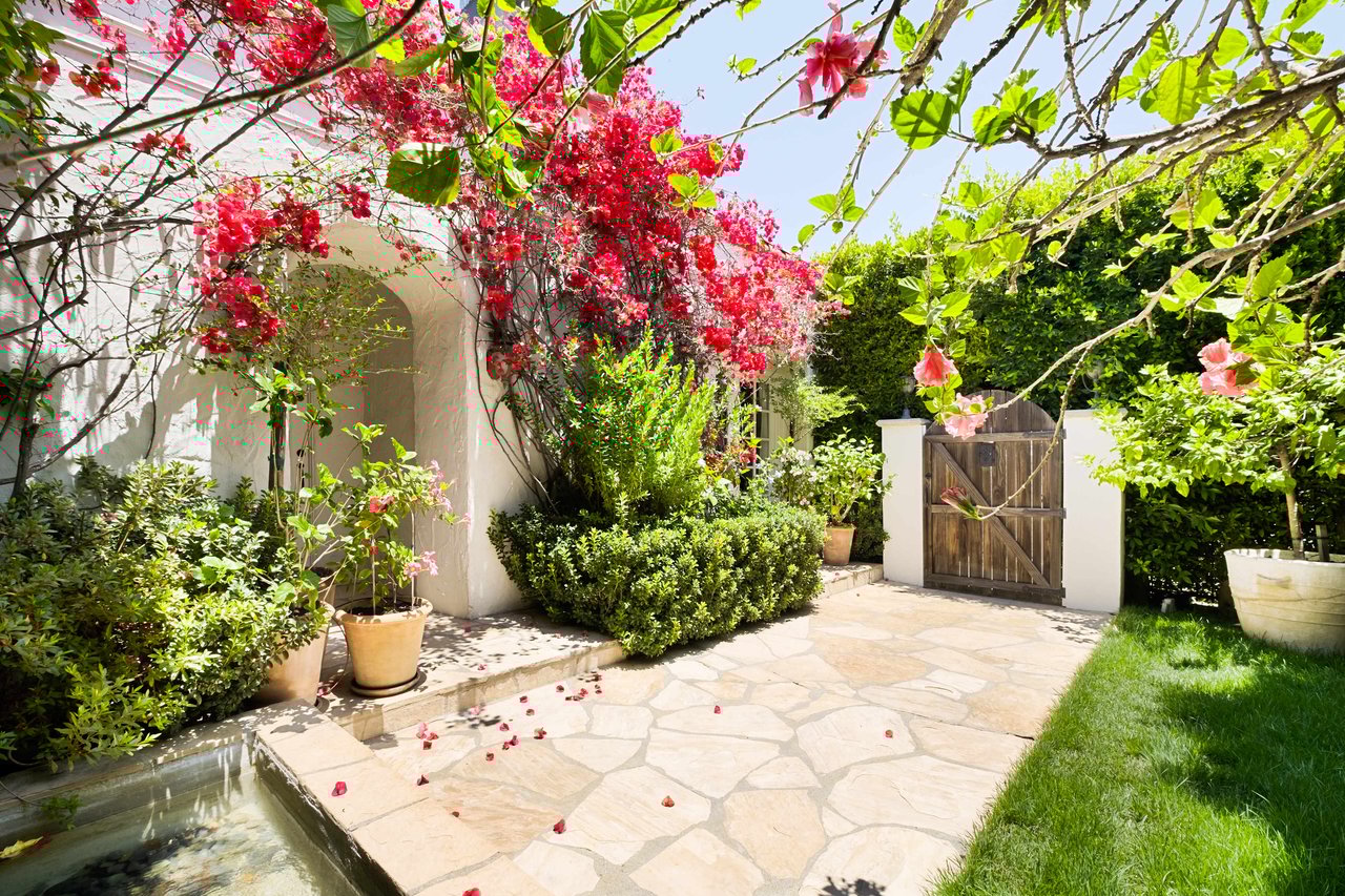 One of Robert Duvall’s Former L.A. Homes Can Be Yours for $2 Million