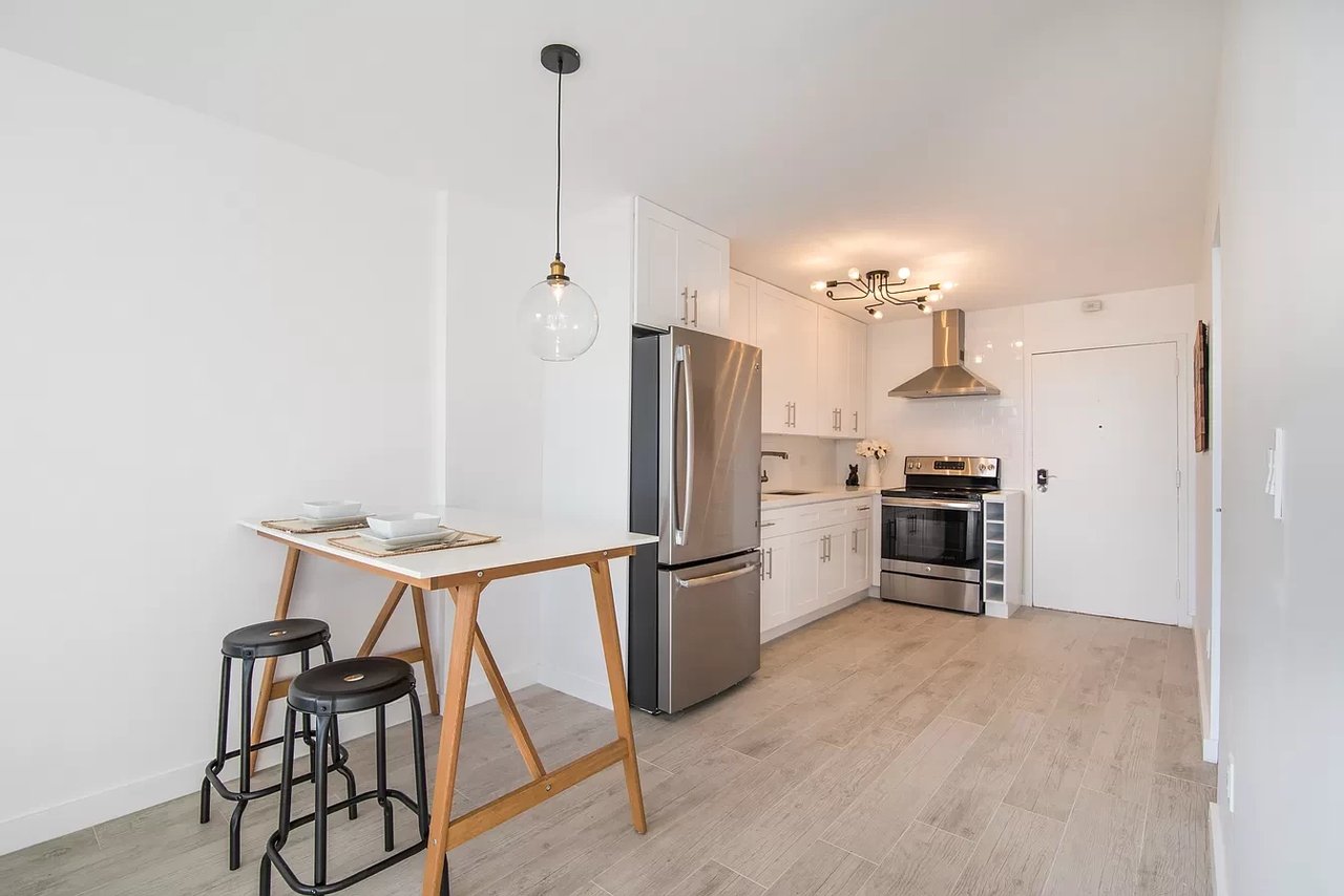 710 Washington Ave, #420