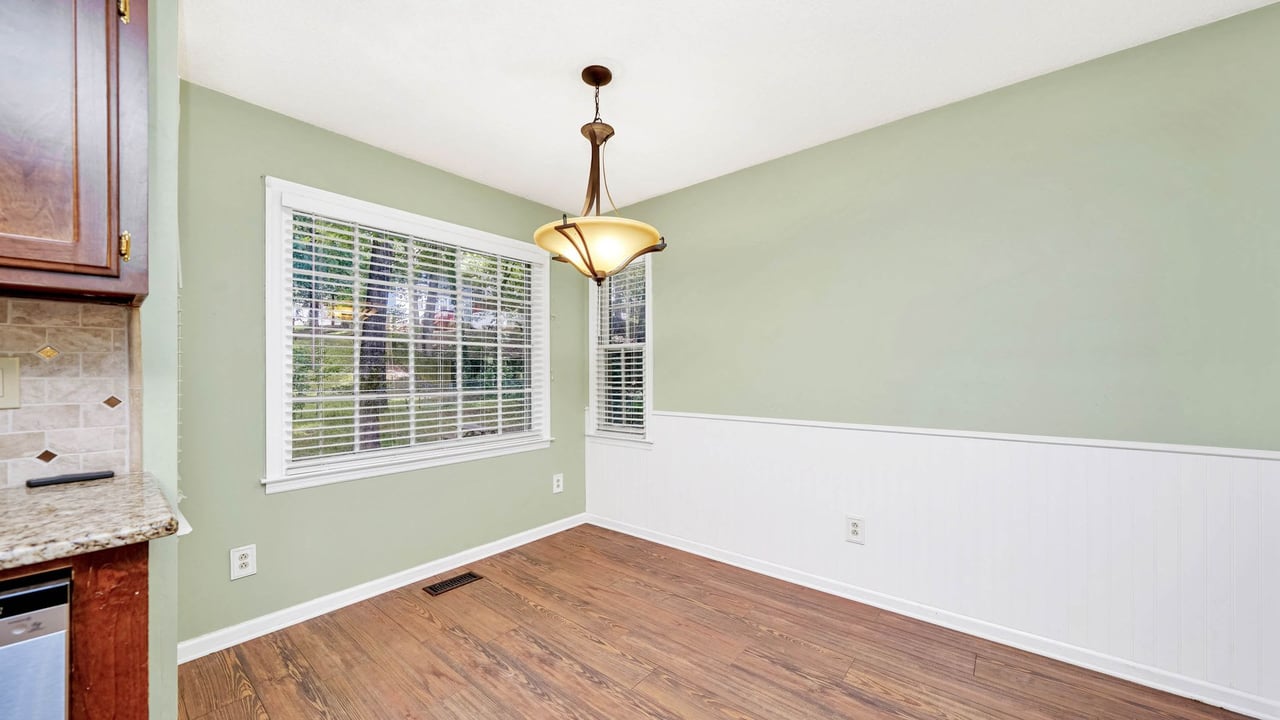 Four bedrooms in Madison City UNDER $2000!