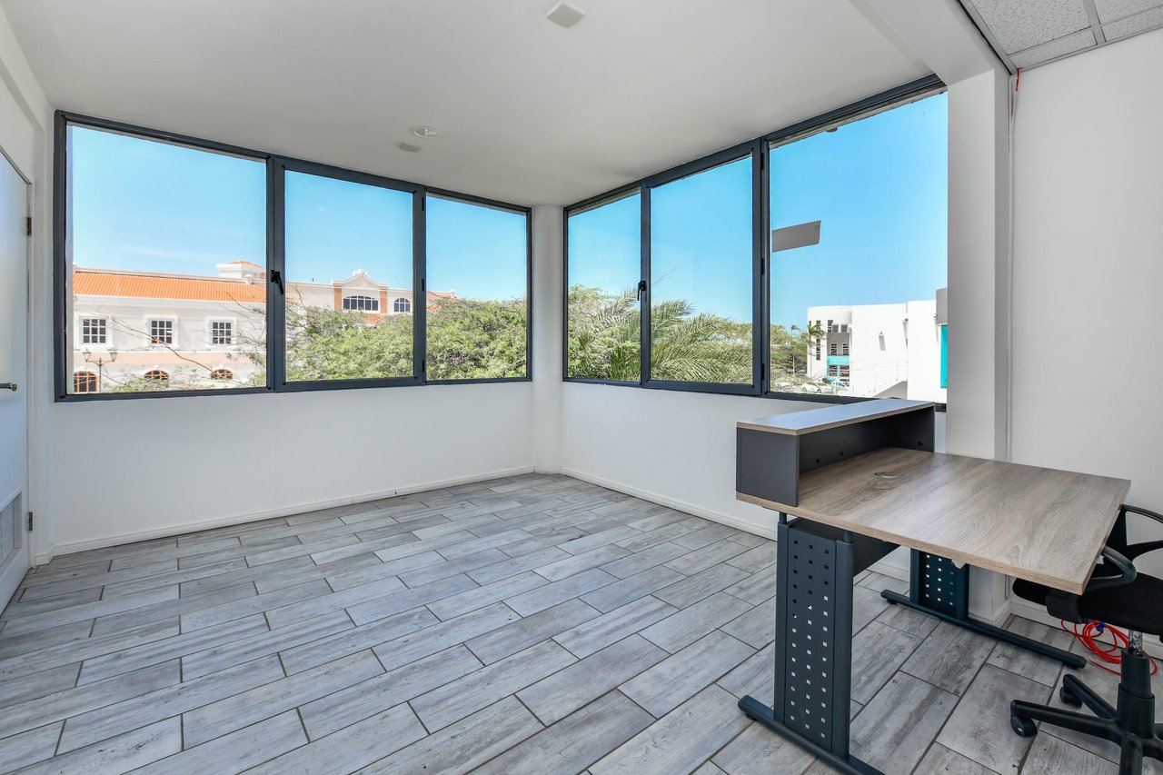 Prime Commercial Space (RENTED)