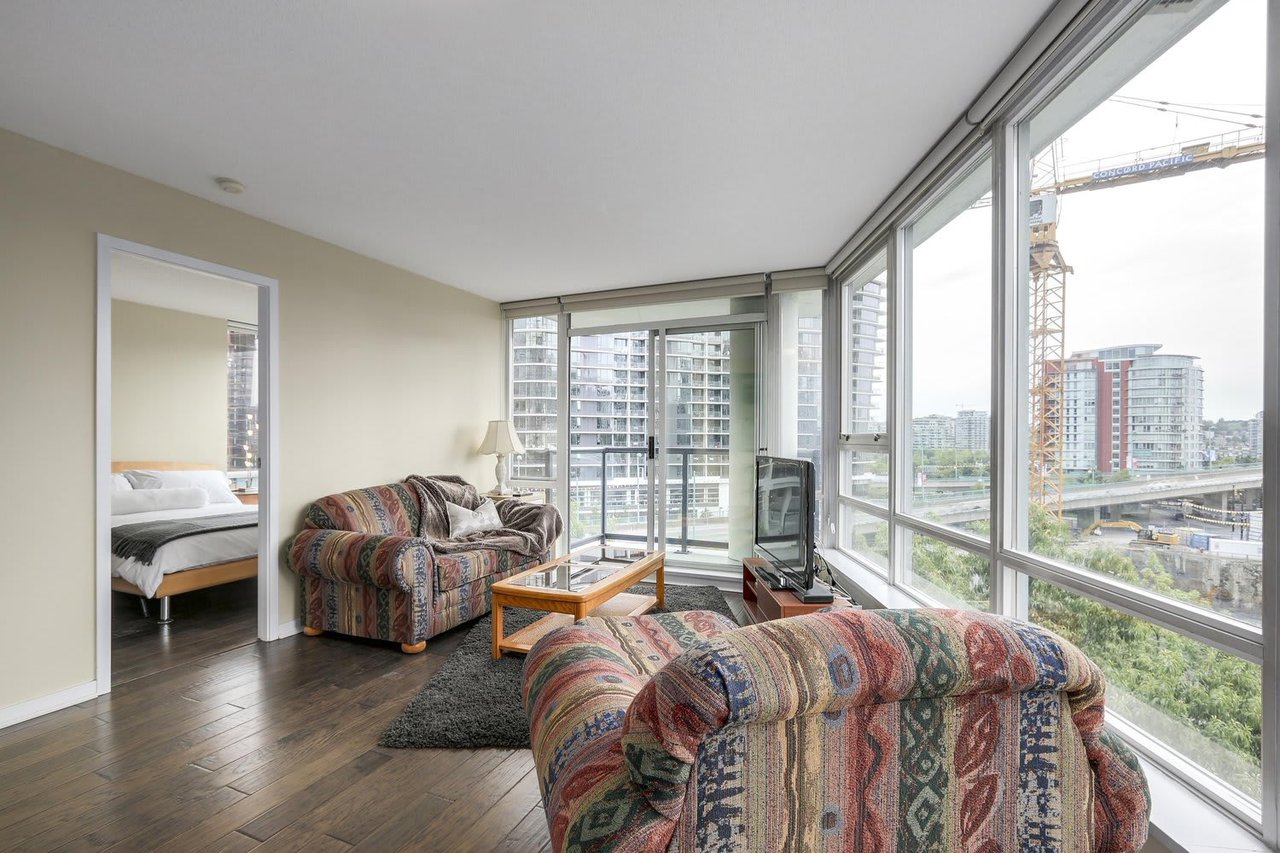 939 Expo Boulevard, #702