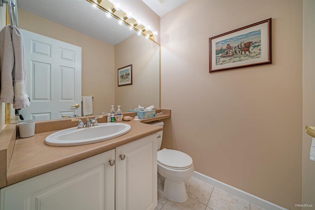 8-15168 22 Ave