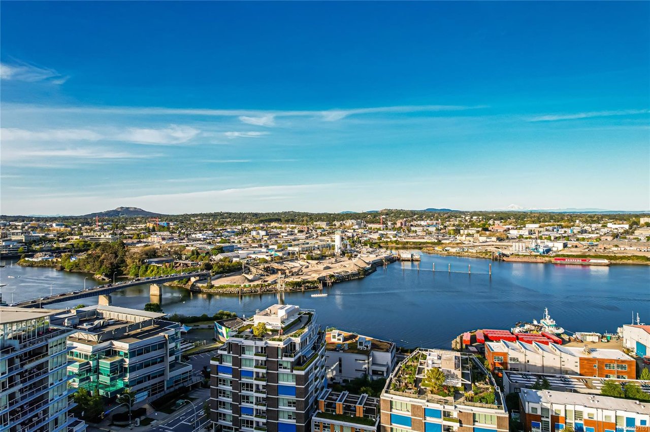 801-399 Tyee Rd