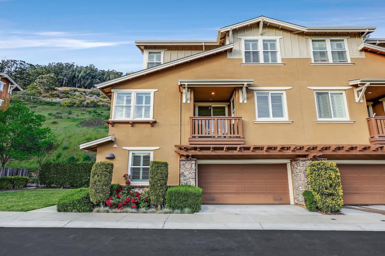 213 Diamond Cove Terrace  