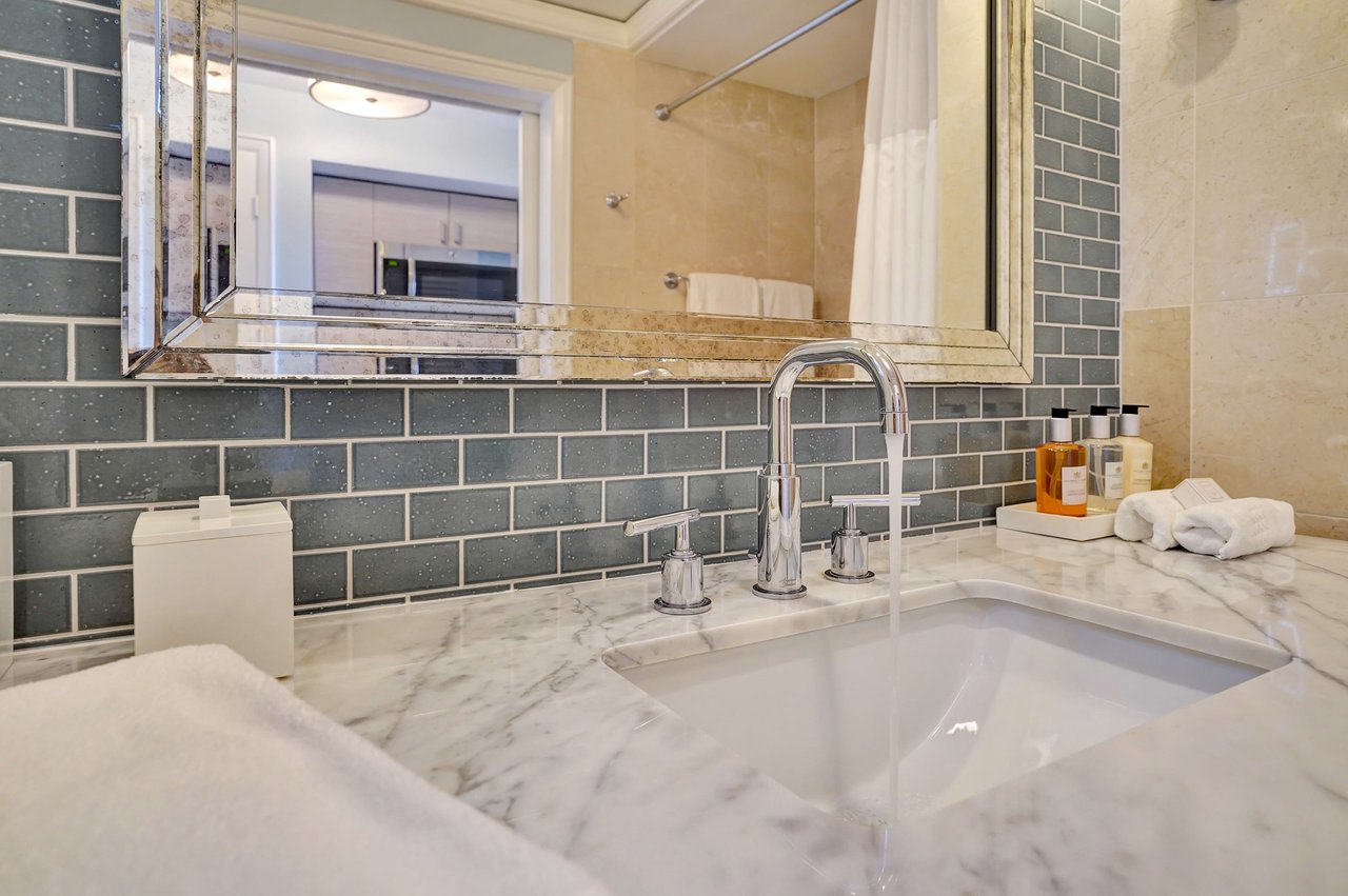 Ritz Carlton Key Biscayne Unit 870