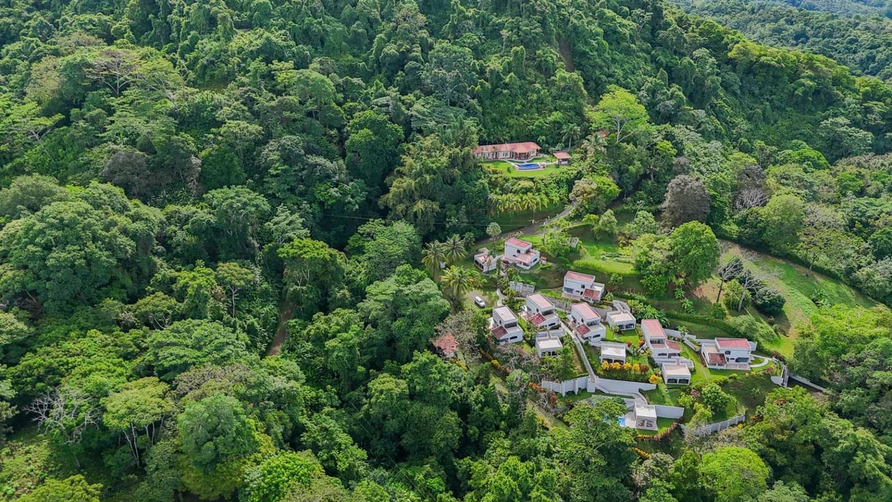 Secure Gated Villa Community, Ojochal, Puntarenas