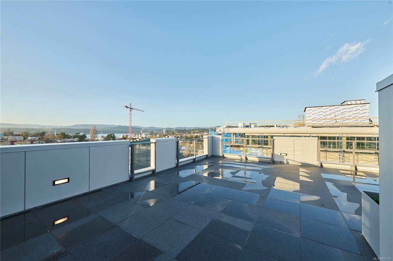 604-501 Park Pl