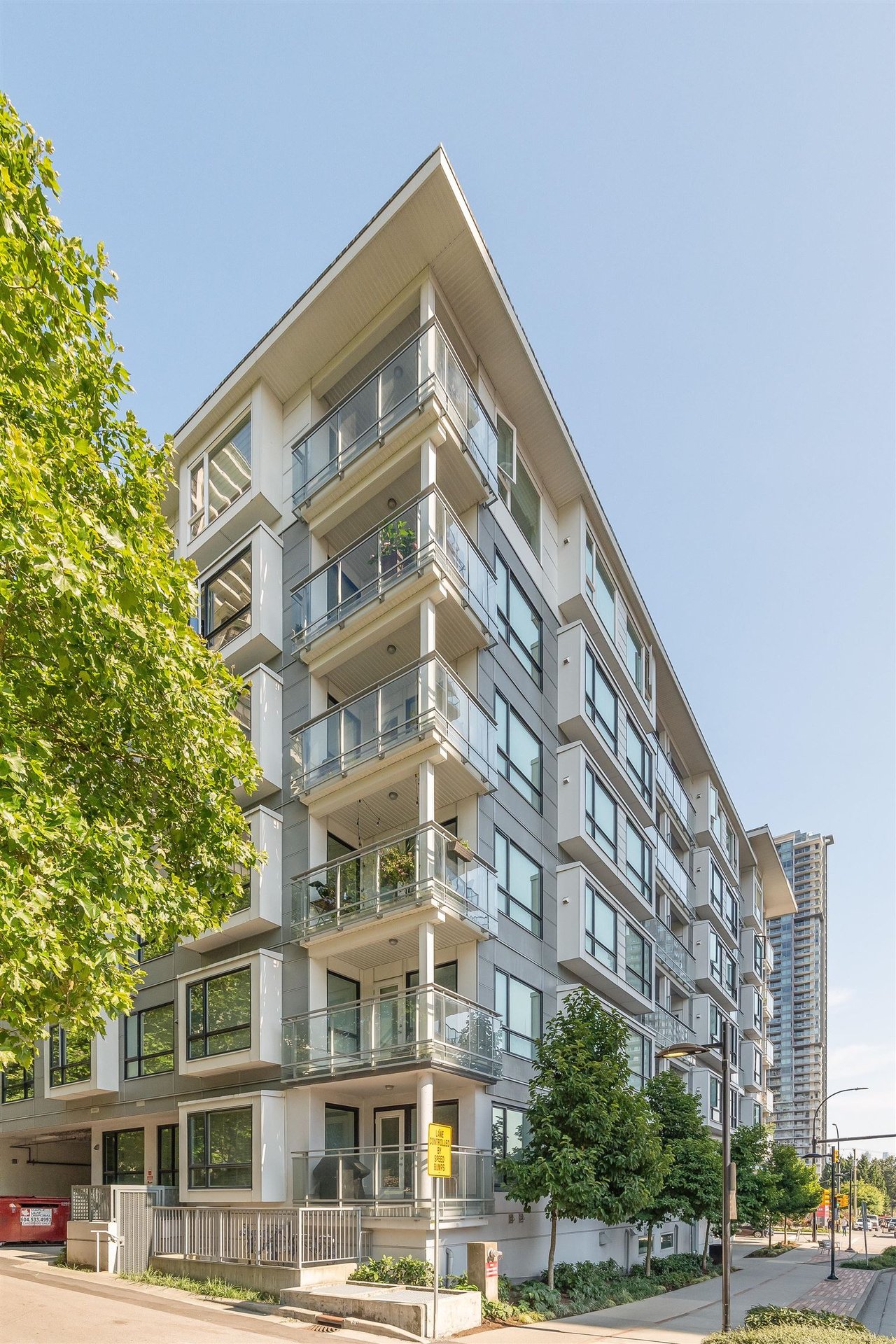 607-2188 Madison Ave