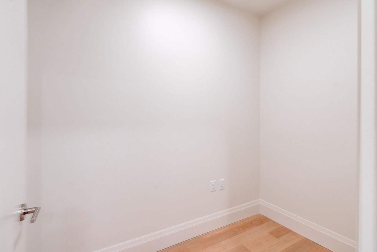 401-2550 E Garden Dr